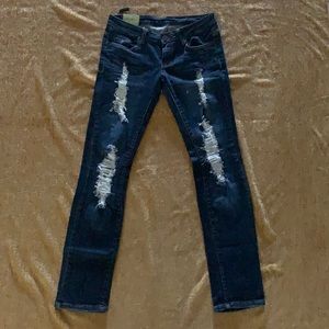Machine Brand - Ripped Jeans